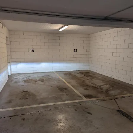 Appartement 1br With Garage In Kirchberg Luxemburg