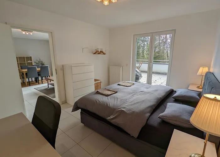 1br With Garage In Kirchberg דירה